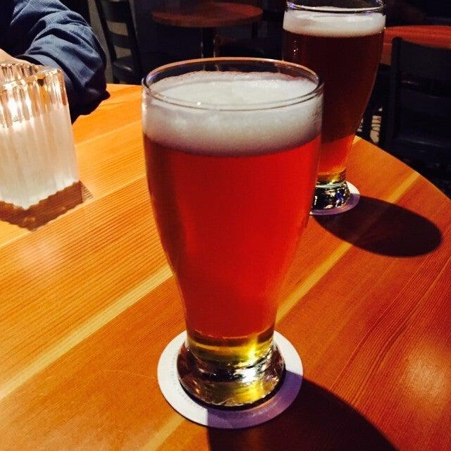 District Bar Restaurant