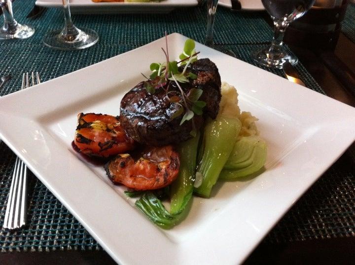 The Marquis Lounge & Bistro - Hilton Garden Inn Toronto