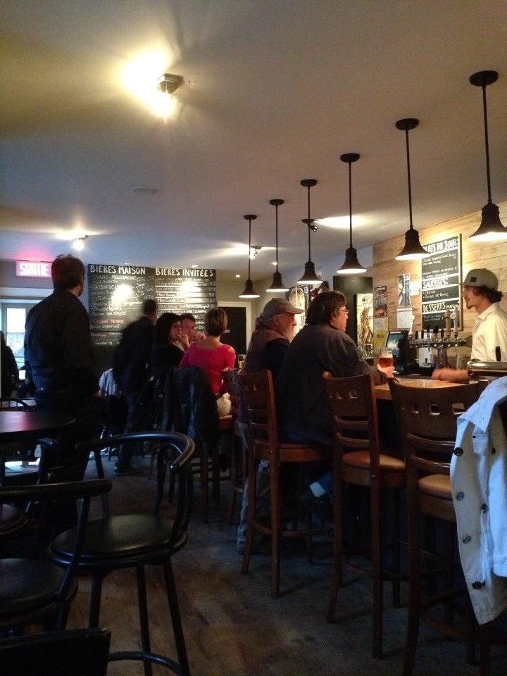 Noire et Blanche Microbrasserie