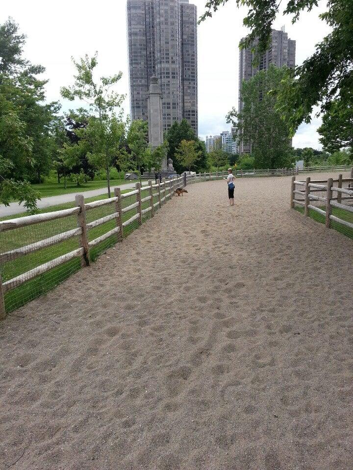 Sir Casimir Gzowski Park
