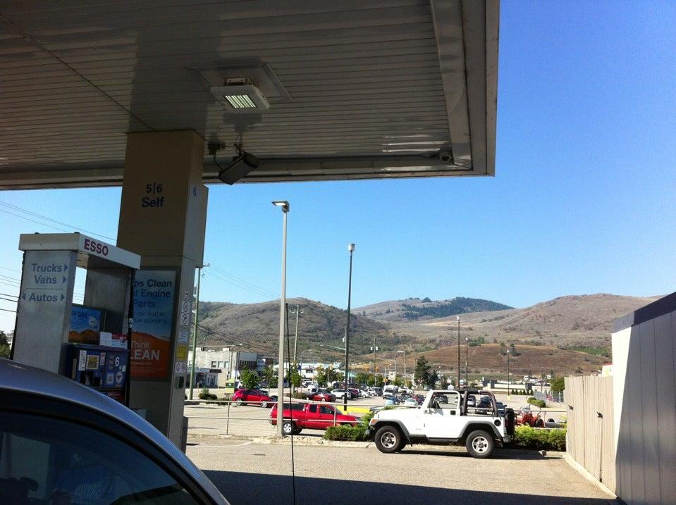 Village Green Esso