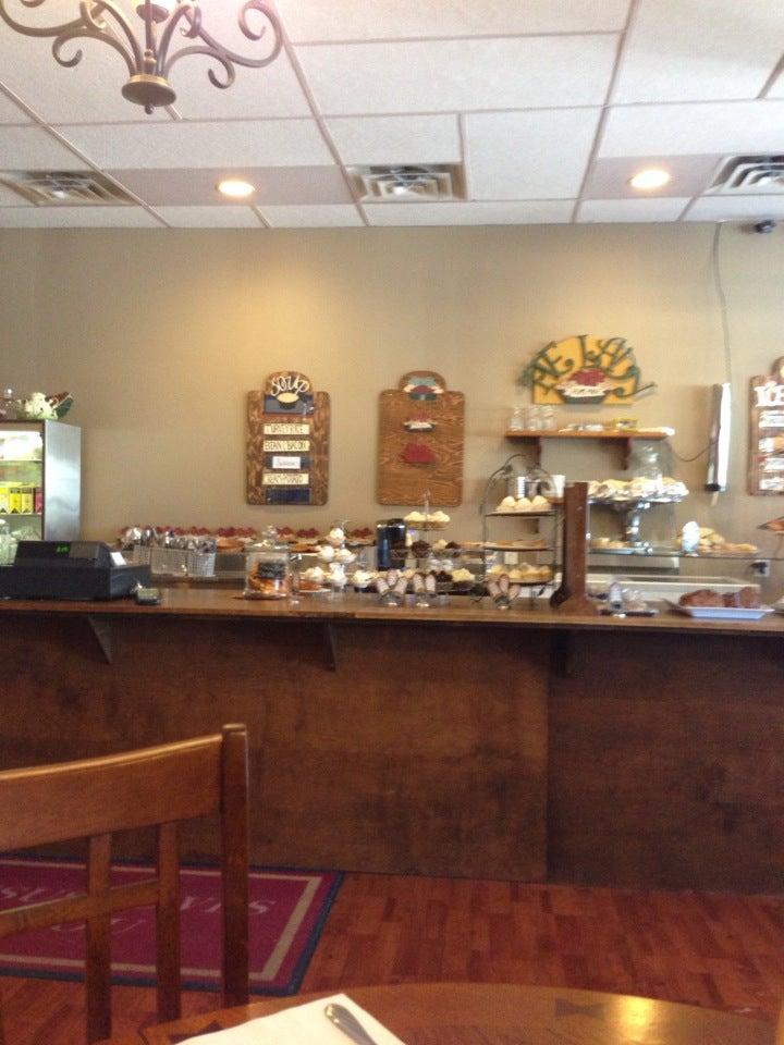 Pie Lady Restaurant & Bakery