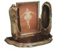 The Baby Shoe Bronzers