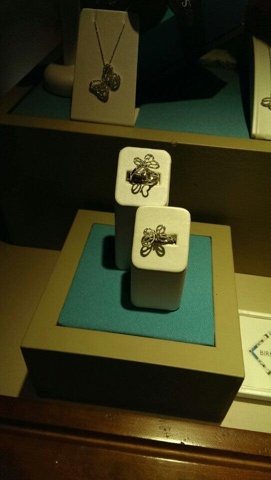 Birks Store 8293 Laval