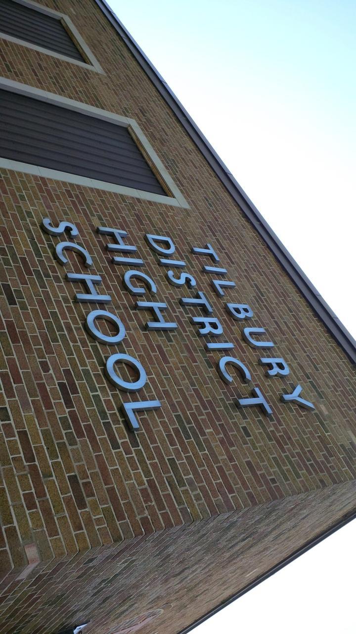 Tilbury District High School