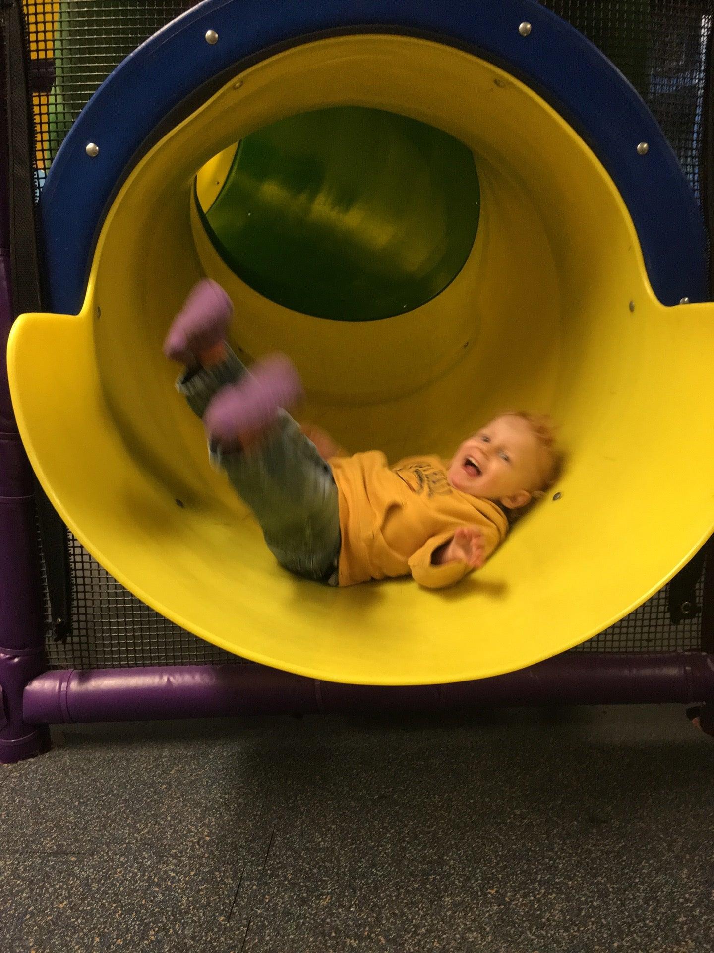 Bronto's Adventure Playland