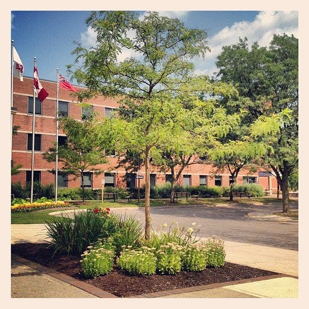 The X Fanshawe College 106.9 FM