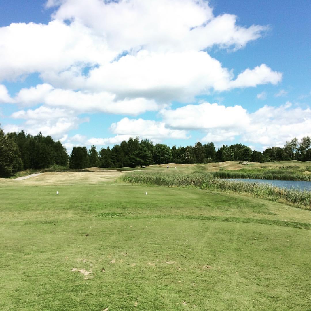 Hawk Ridge Golf & Country Club