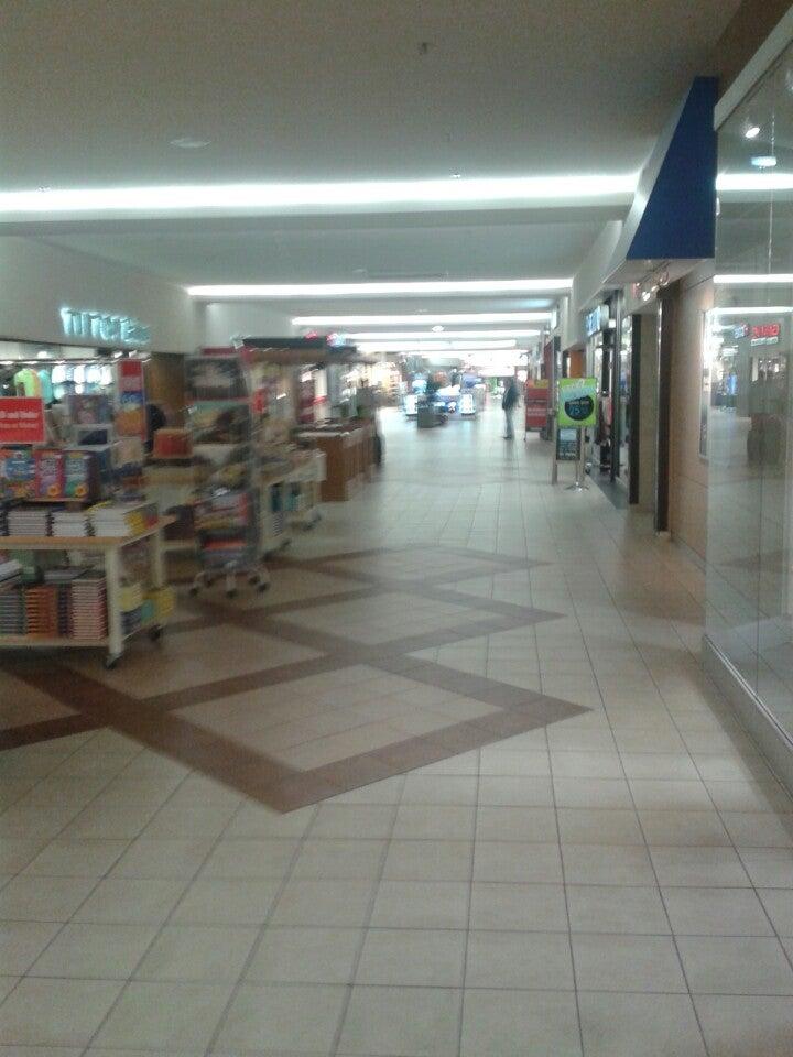 Highland Square Mall