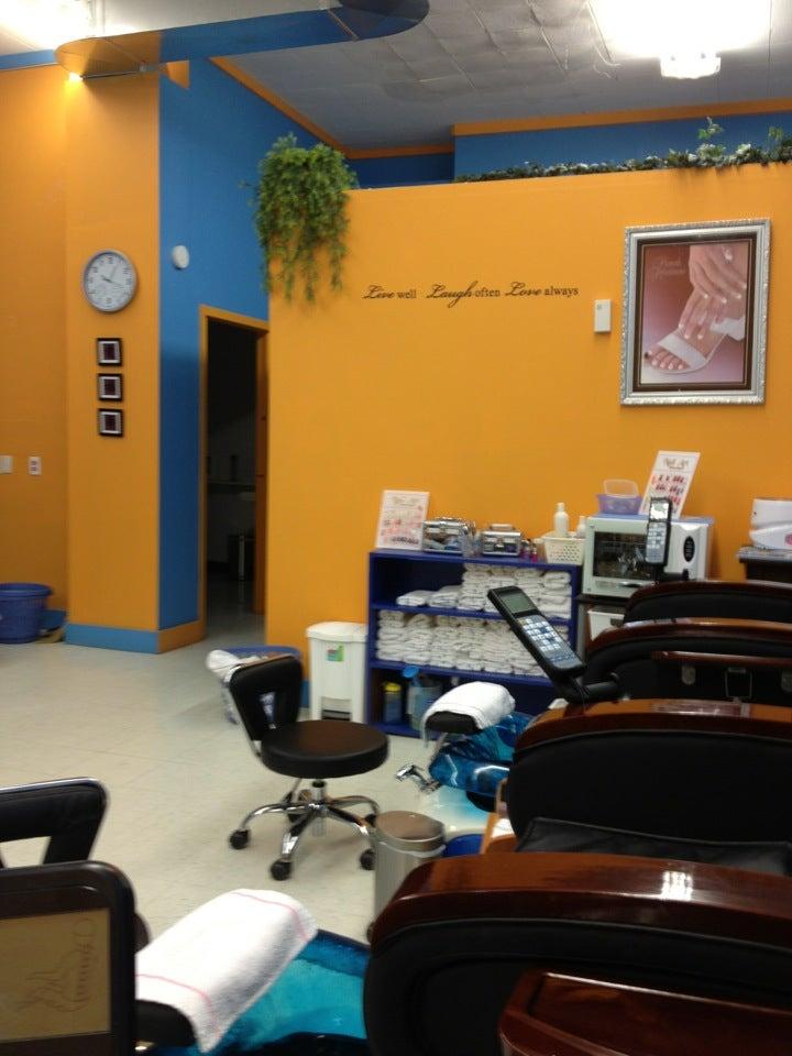 Van Hair & Nails Salon
