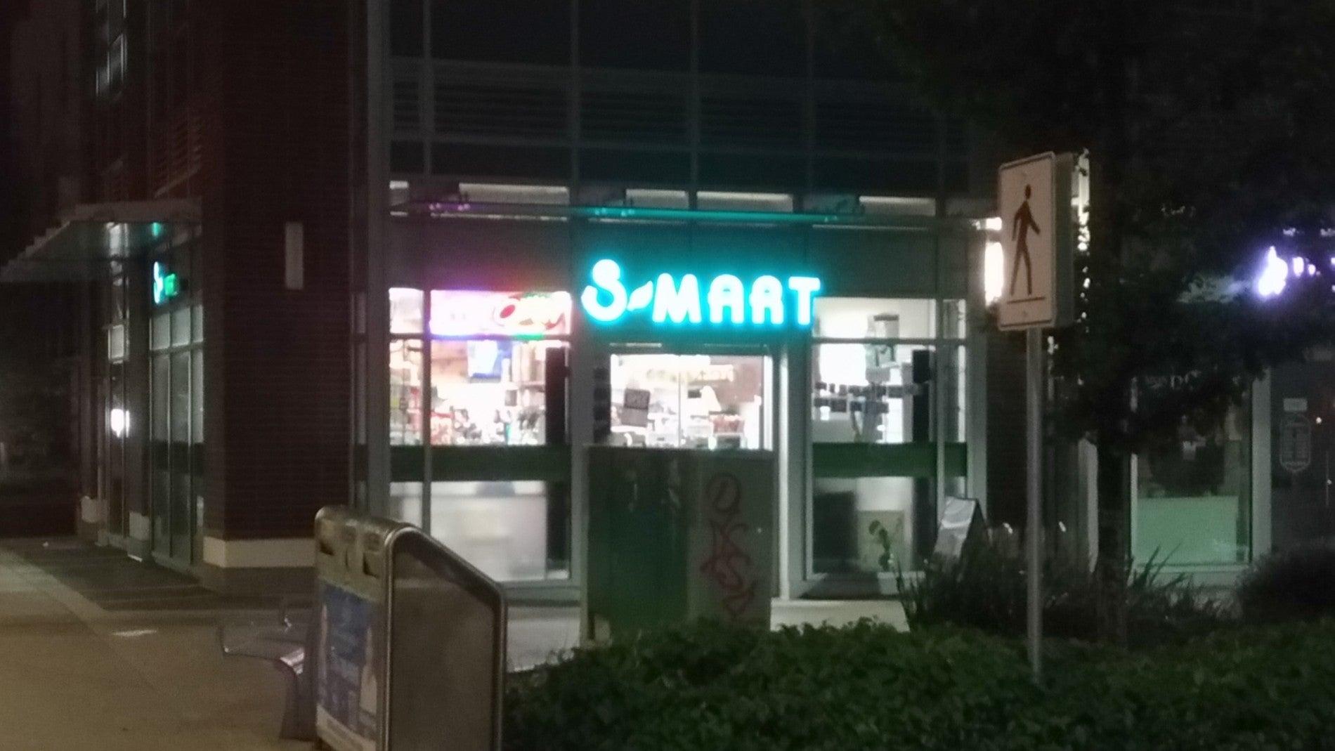 S Mart