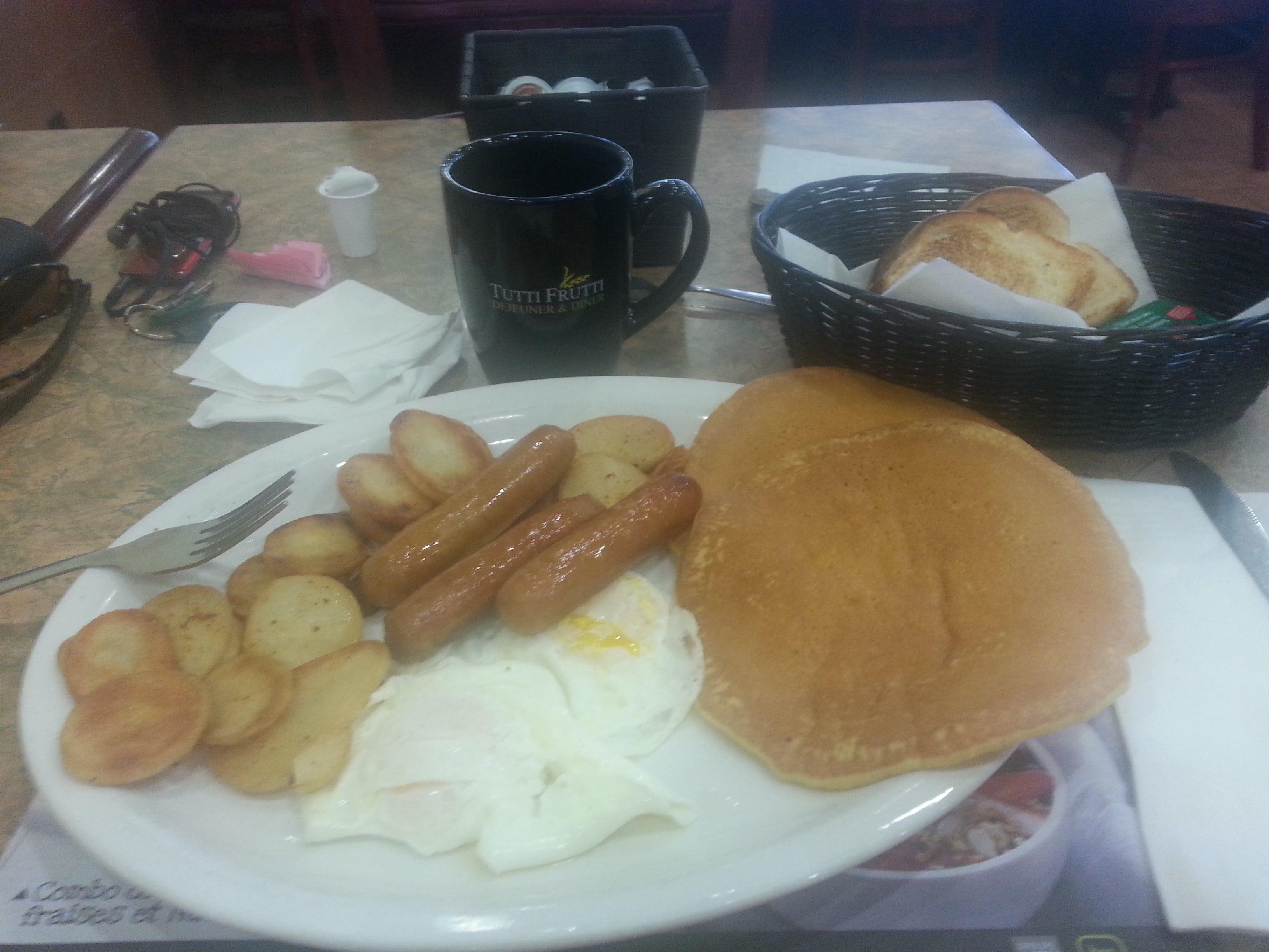 Tutti Frutti Frozen Yogurt