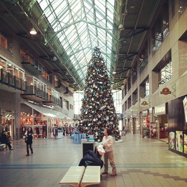 North York Centre SUBWAY Station