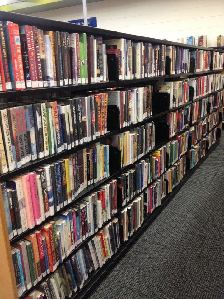 Hillcrest Public Library