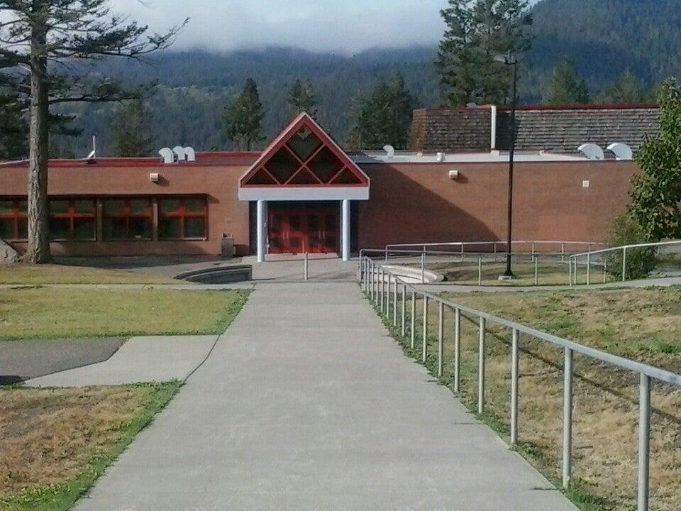 Lake City Secondary - Columneetza Campus