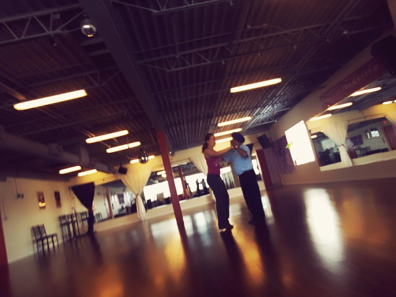 Dance To the Rhythm Studio