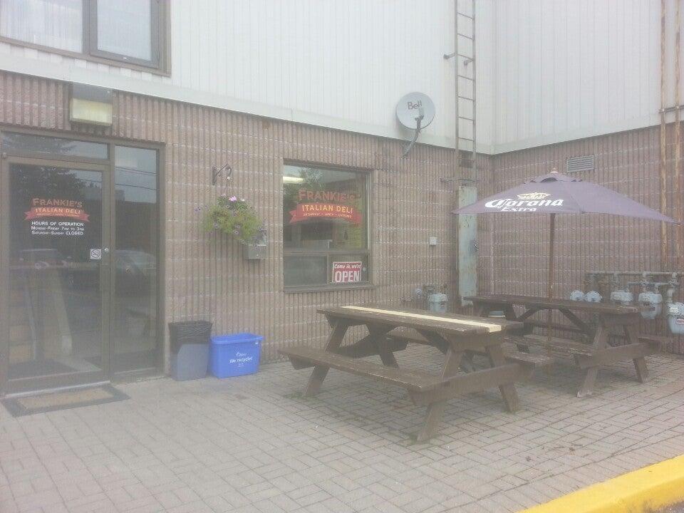 Frankies Deli