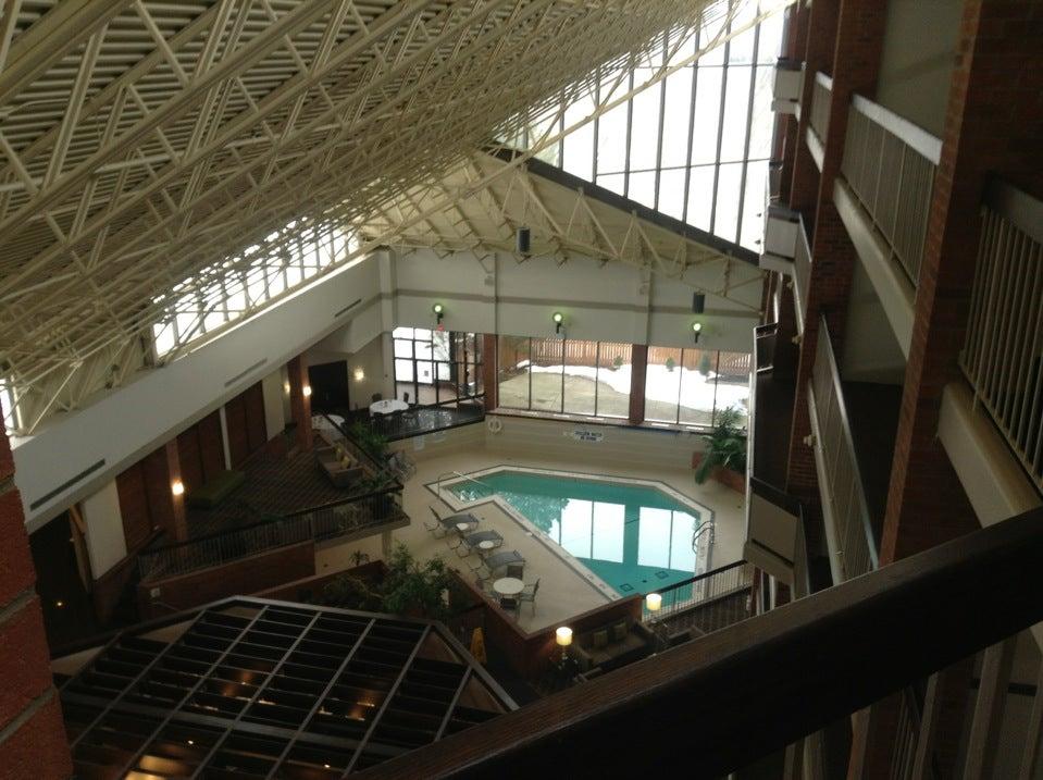 Holiday Inn Oakville (Centre), an IHG hotel