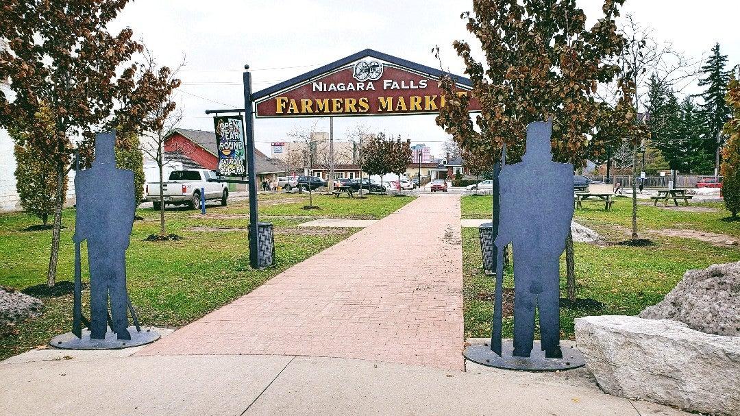Niagara Falls Farmers' Market