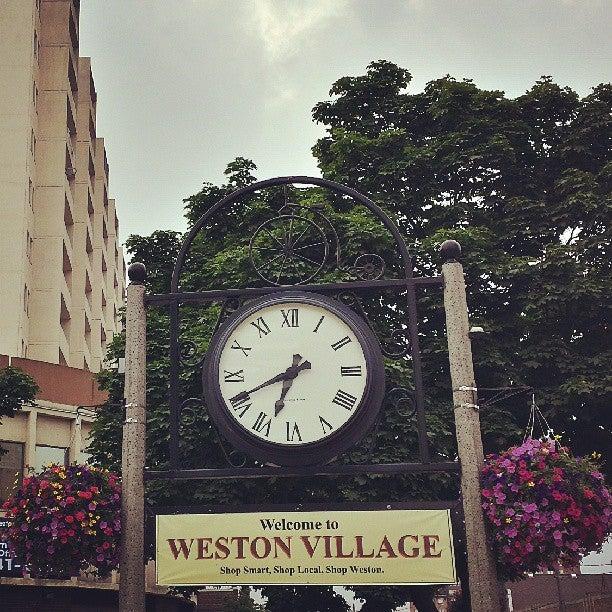 Weston Public Library