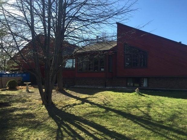 Titanium Roofing & Exteriors