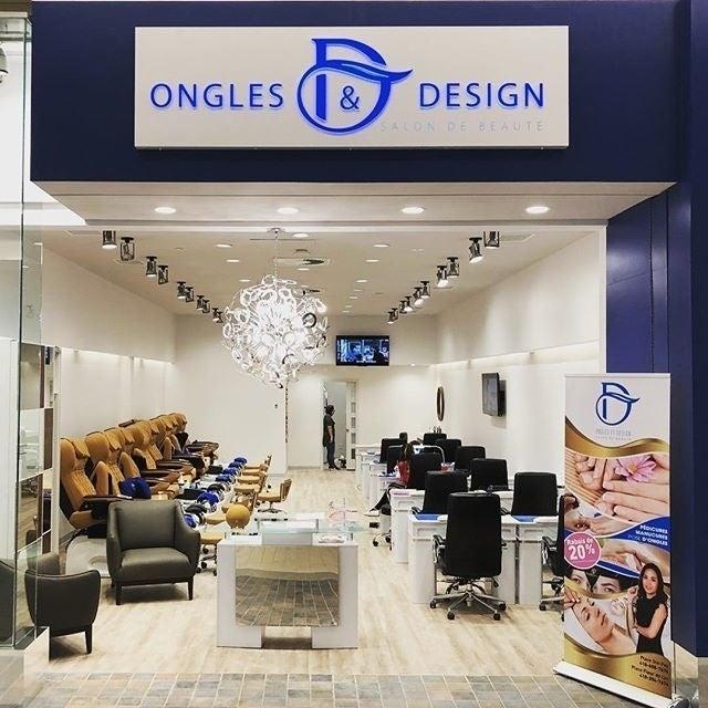 Ongles et Design Fleur de Lys