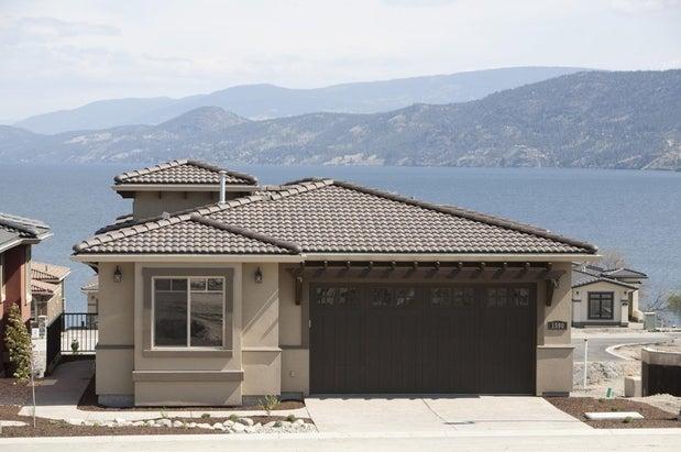 Madge Custom Roofing