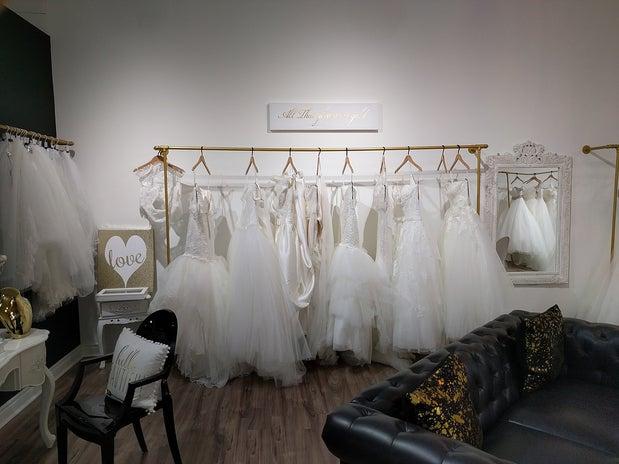 Mona Lisa Bridal Gallery