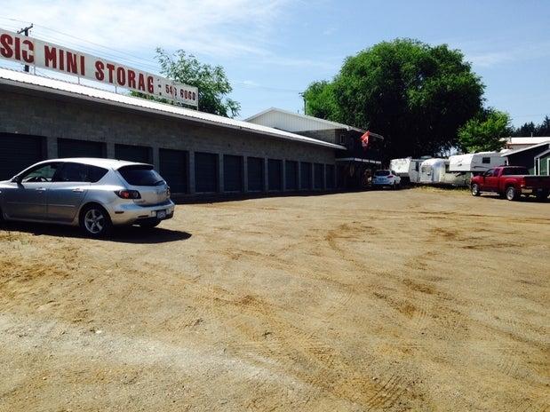 AA1 Classic Mini Storage