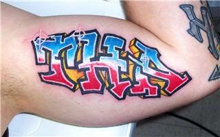 Neon Crab Tattoos & Piercing