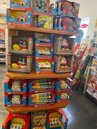 Le Coffre aux Jouets Et Trésors Neufs Et Usagés