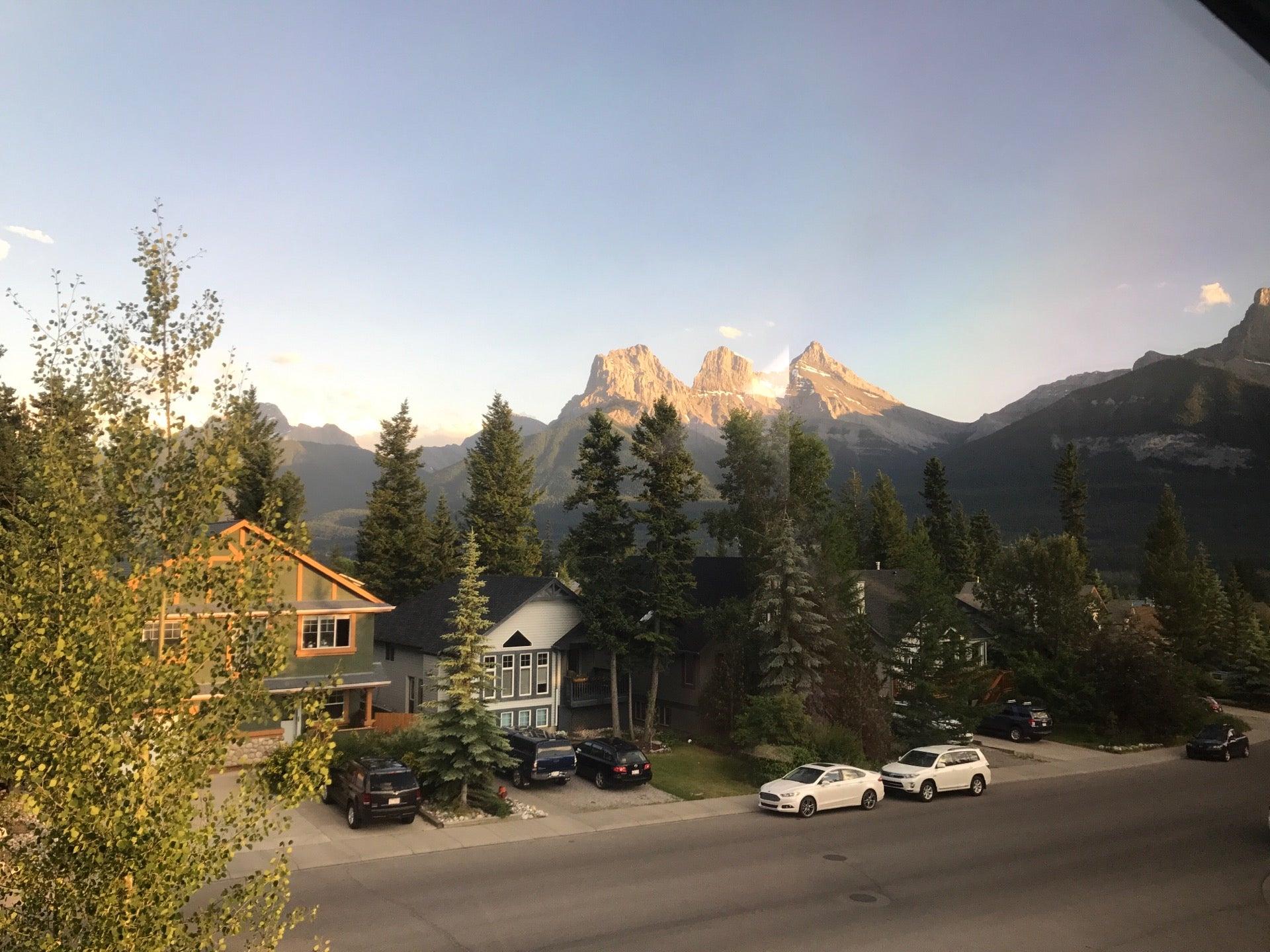 Lady DeVine Bed and Breakfast