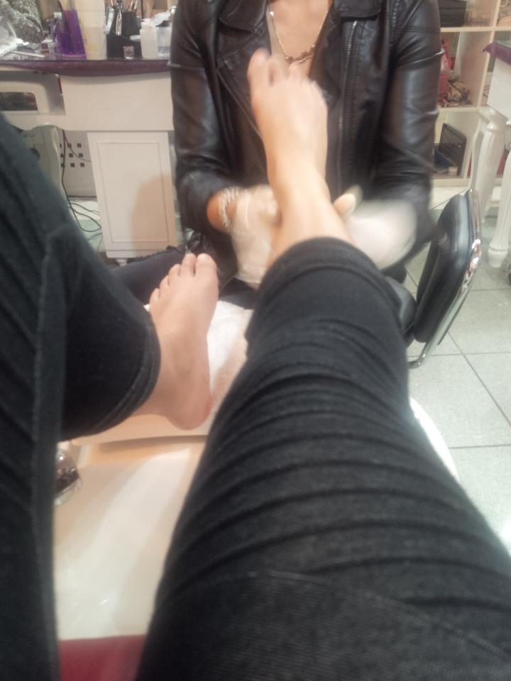 MAJIC Nails & Spa