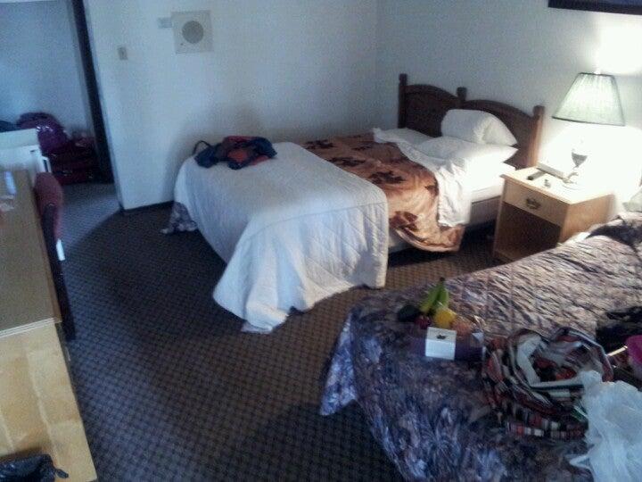 Pleasant Valley Motel