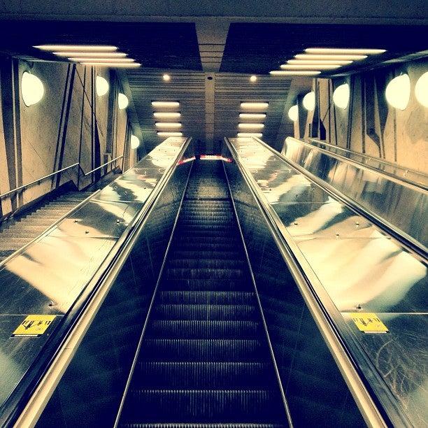 STM Station de la Savane