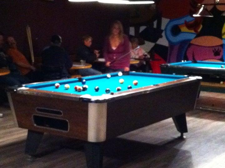 Cougar's Sports Bar & Grill