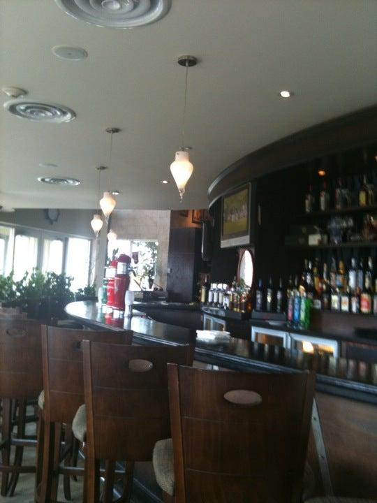 Bâton Rouge Grillhouse & Bar