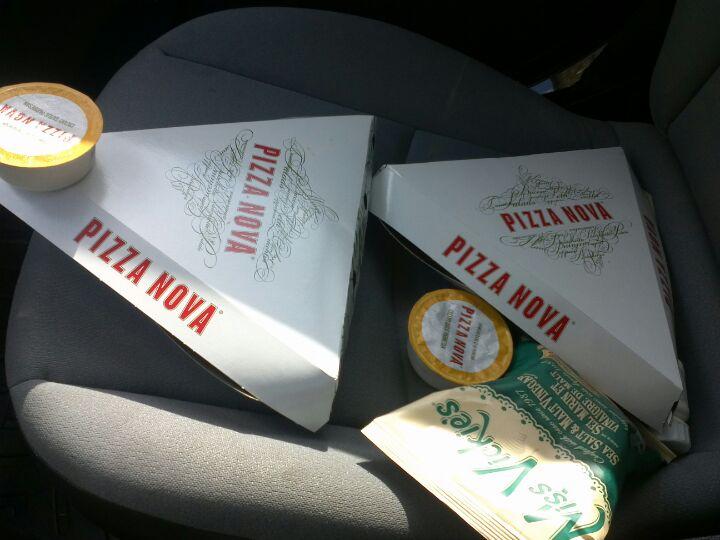 Pizza Nova