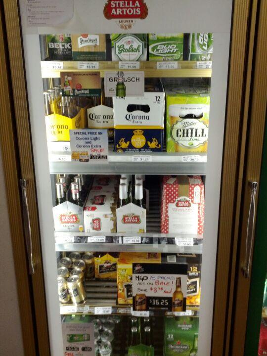 Queen's Liquor Store