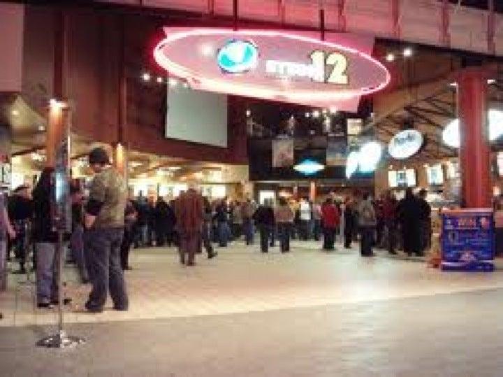 Cineplex Cinemas Avalon Mall