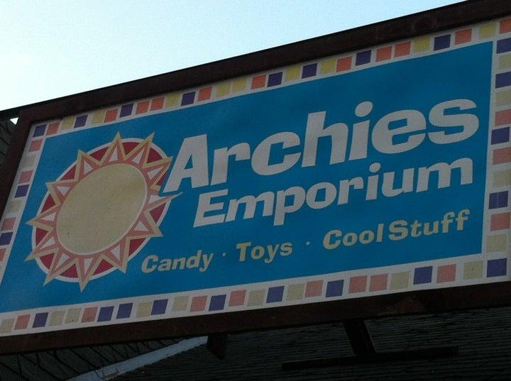 Archies Surf Shop