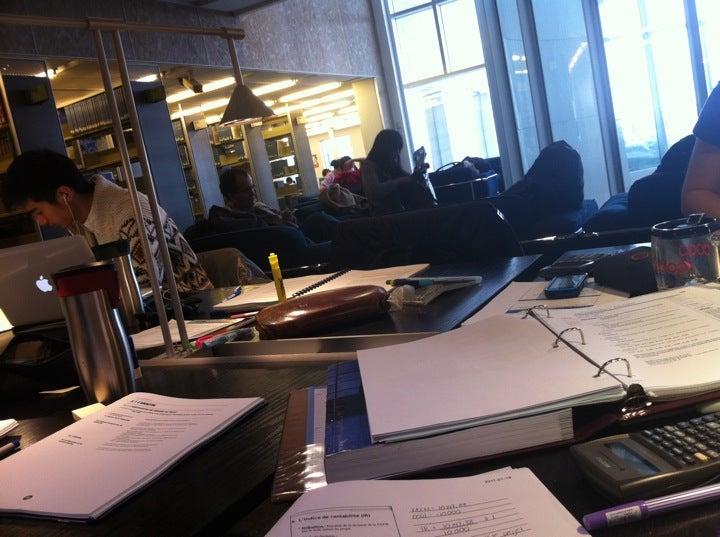 Bibliothque Myriam Et J Robert Ouimet Library