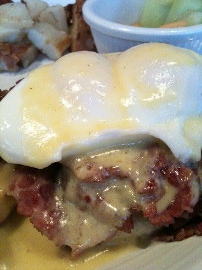 Couzie's Cafe & Catering