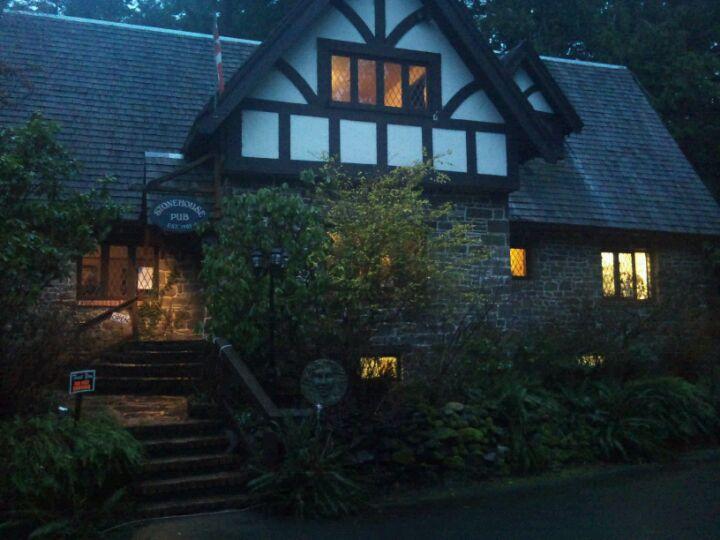 The Stonehouse Restaurant & Pub