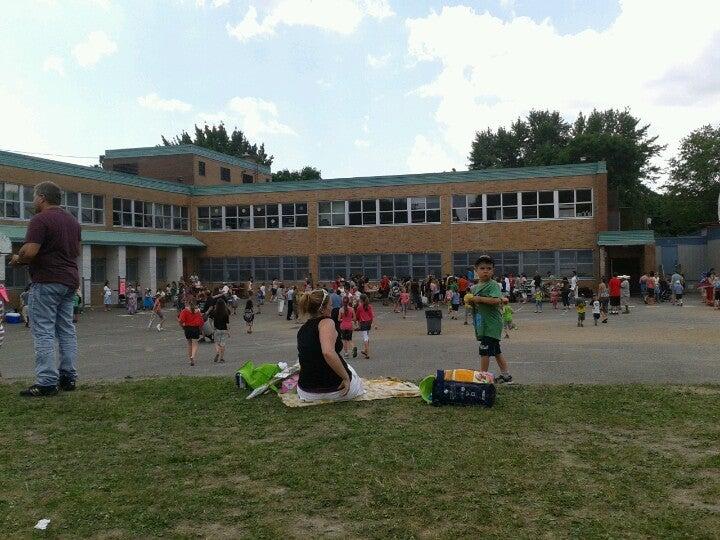 Everest Elementary School