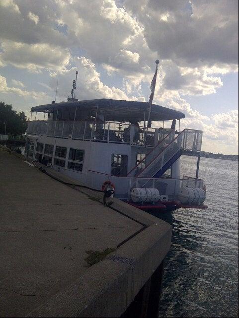 Duc d'Orleans II Cruise Boat - Day Tours