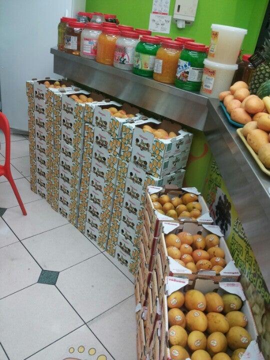 Real Fruit Bubble Tea 真果茶坊