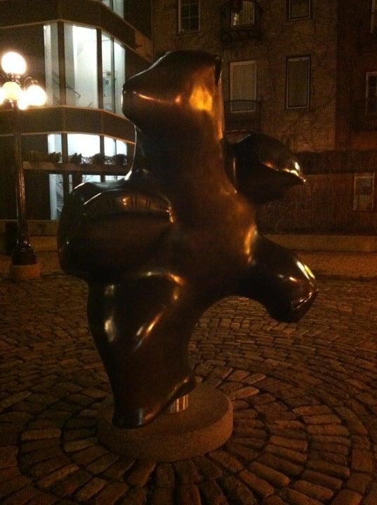 La cour Jeanne d'Arc Court