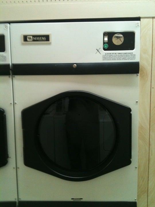 Woodbridge Coin Laundry