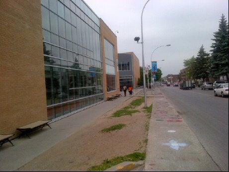 Maison Culturelle Et Communautaire